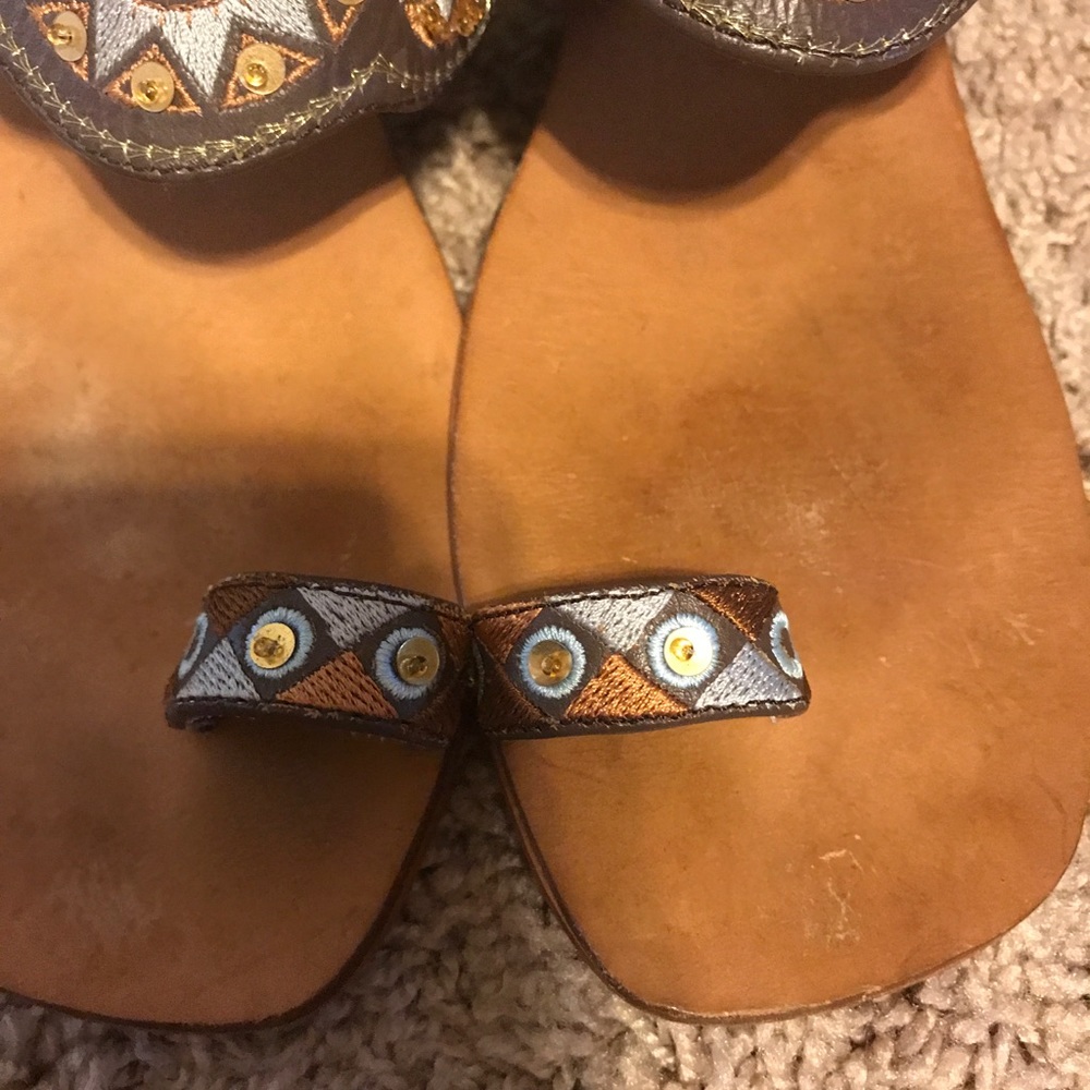 Shoes - Picture 5 of 8